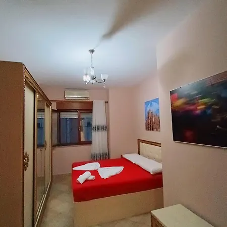 Apartment-center In *